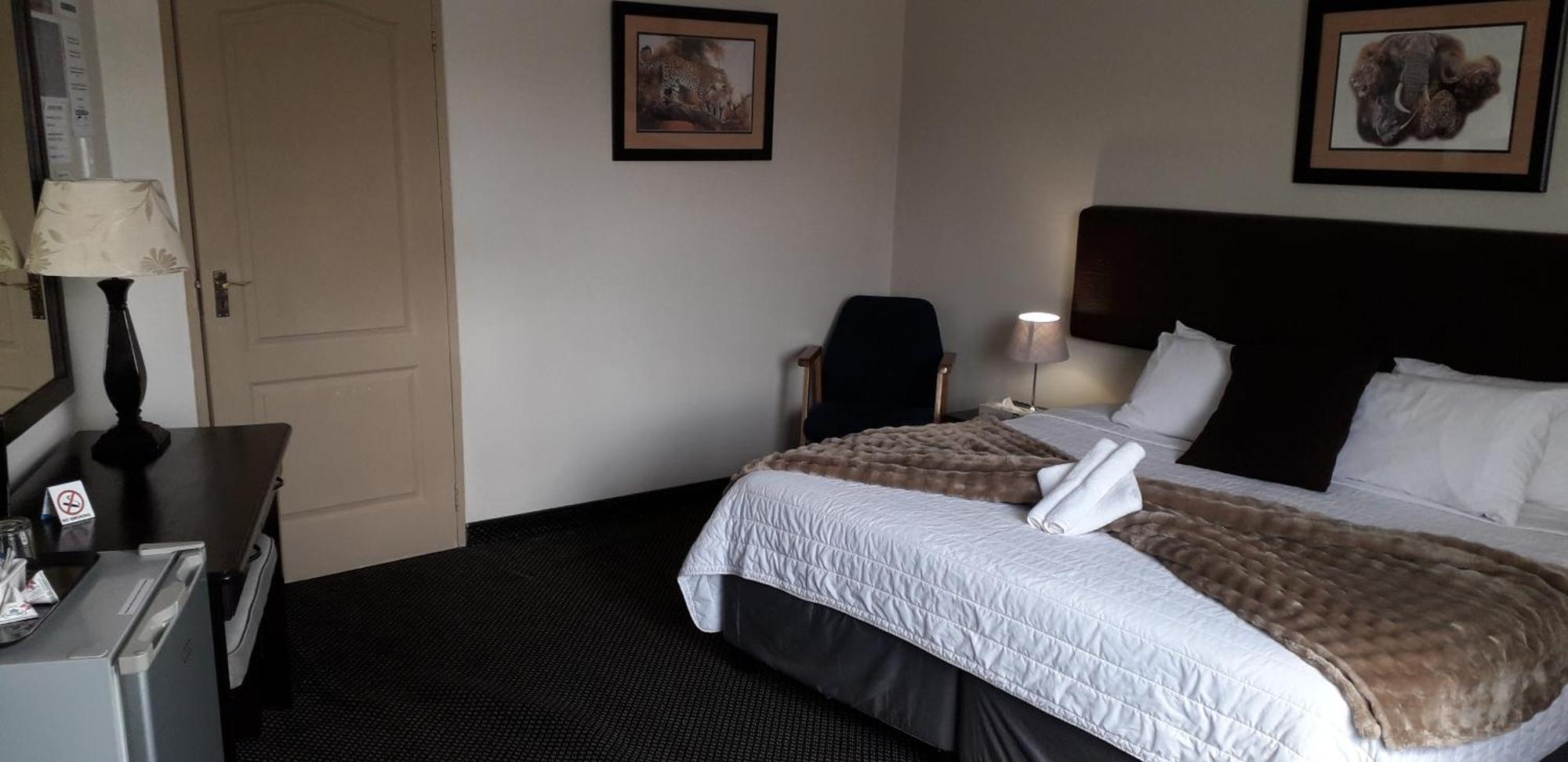 Kalahari Lodge קימברלי מראה חיצוני תמונה